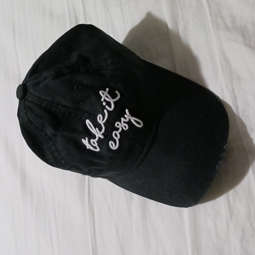 American eagle outfitters black cap